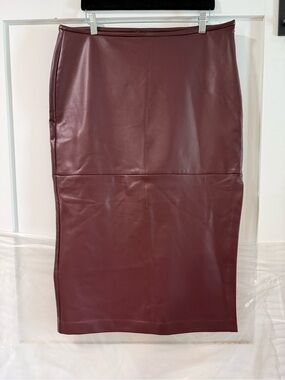 Kenneth Cole Faux Leather Midi Pencil Skirt in Burgundy